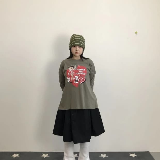 00's Betty Boop Heart Graphic Tee