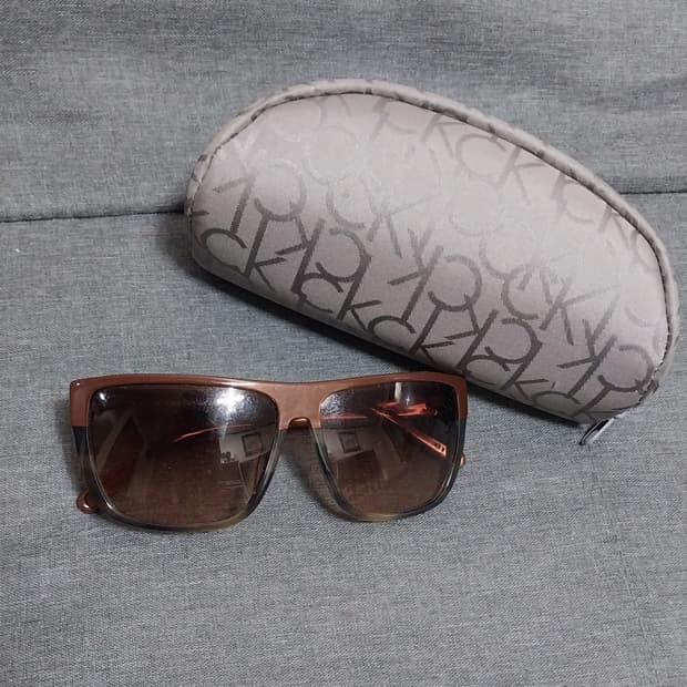 캘빈클라인 그라데이션 선글라스(브라운)