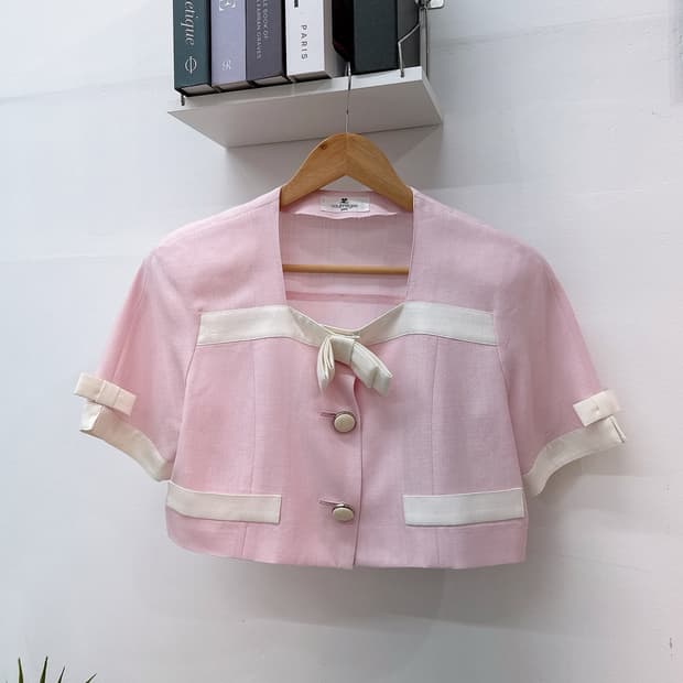 꾸레쥬 크롭 자켓