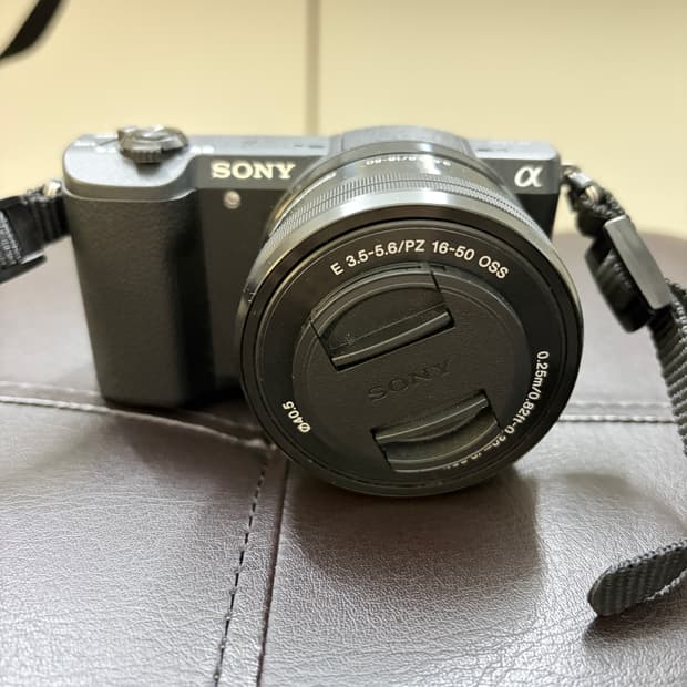 소니 알파 5100 미러리스 카메라(디카)