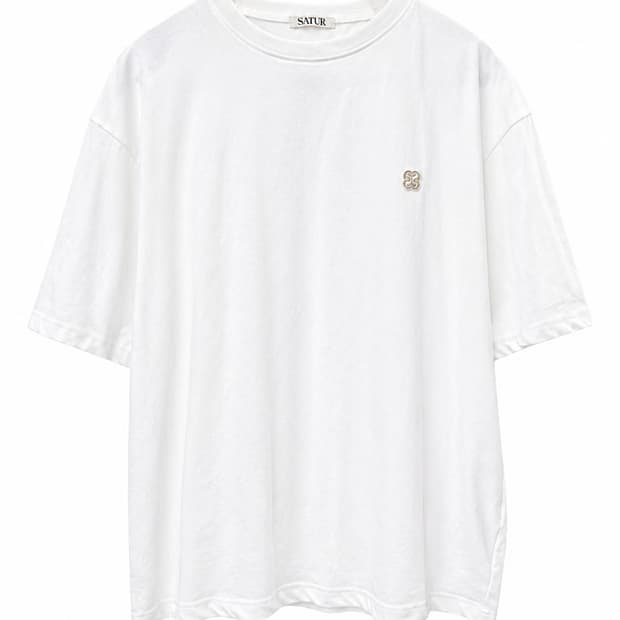 SATUR 화이트 XL 반팔티