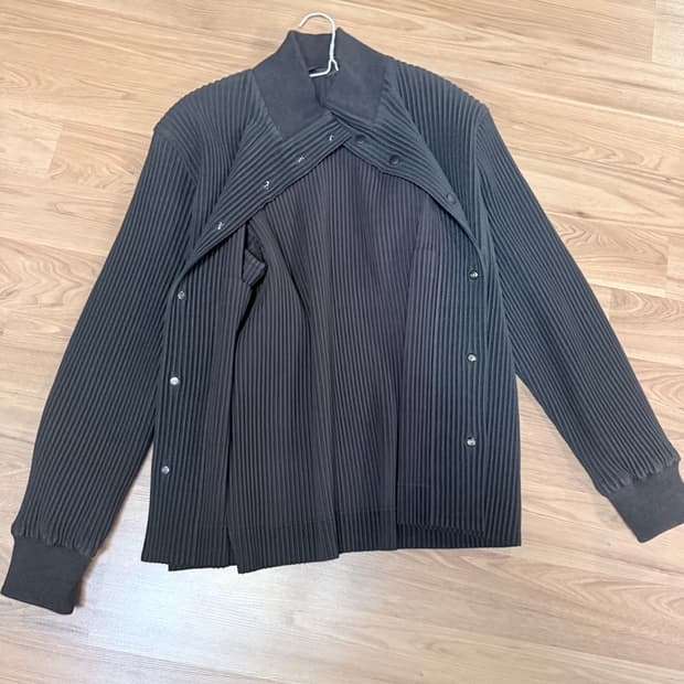 이세이미야케 커지자켓3사이즈 블랙