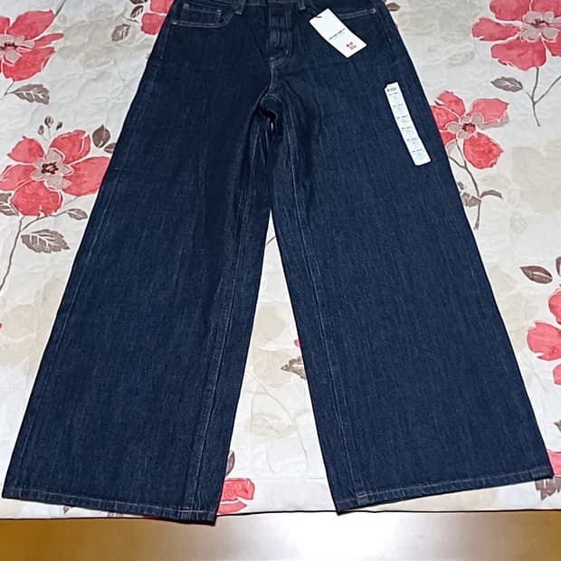 유니클로 미사용 와이드데님팬츠 실측26인치 기장97