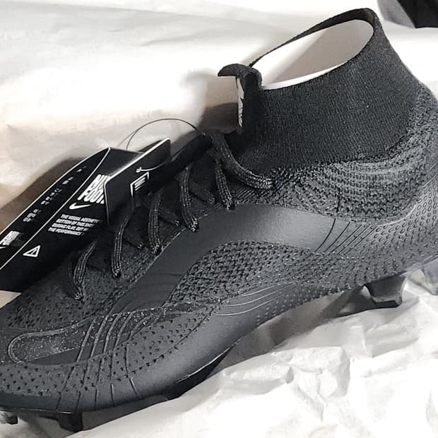 나이키 축구화 머큐리얼 20주년 슈퍼플라이6 wtm 250사이즈