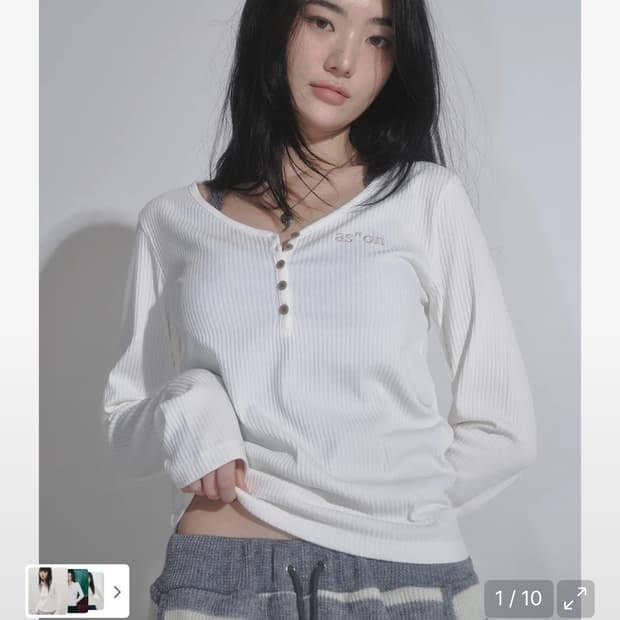 애즈온 WISH RIBBED BUTTON TEE