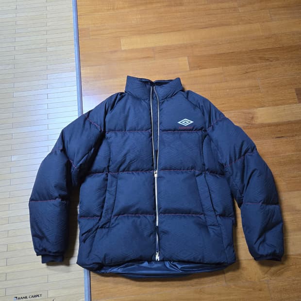 엄브로 패딩