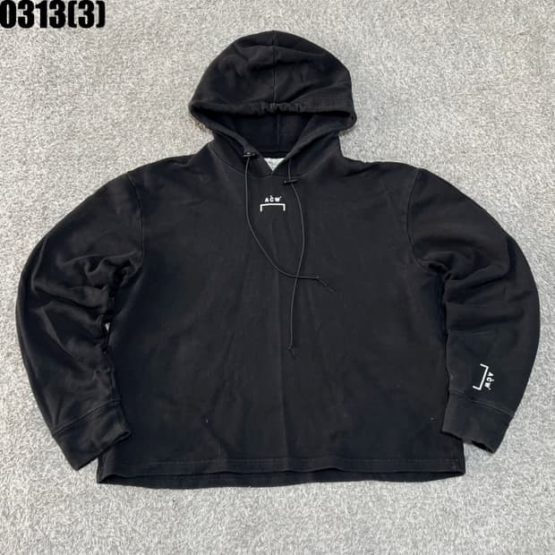 어콜드월 후드티