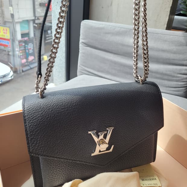 루이비통 마이락미 체인백 블랙