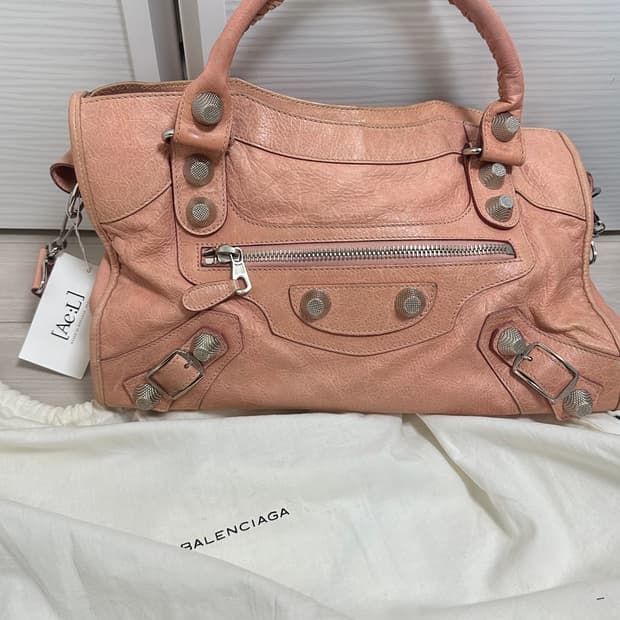 발렌시아가 자이언트 모터 코랄핑크