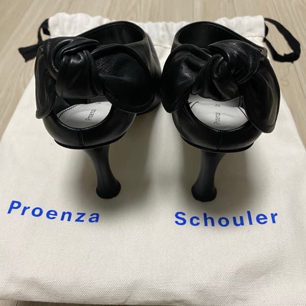 Proenza Schouler 블랙 가죽 앵클 부츠 37