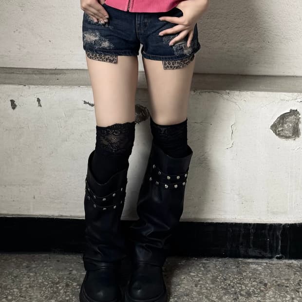 Leopard pocket shorts