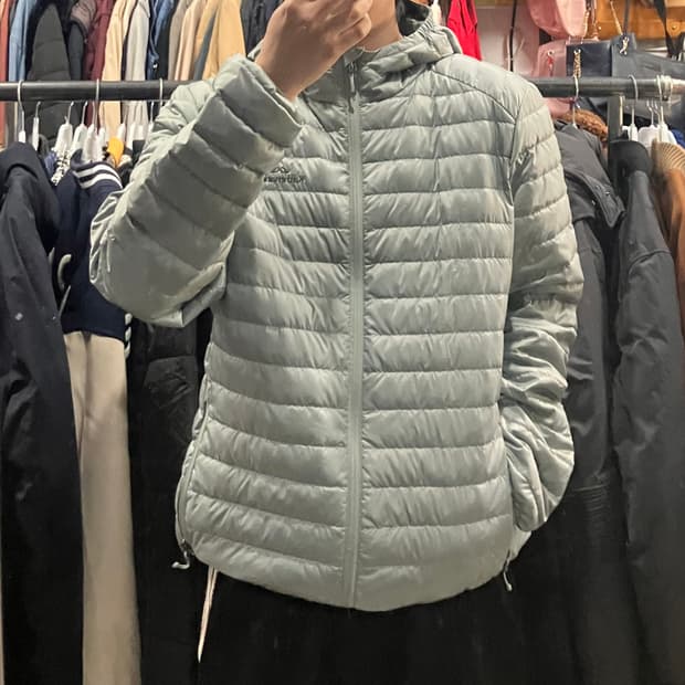 kathmandu 경량패딩 애플민트