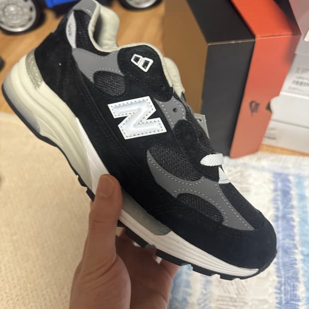 뉴발란스 992 USA 코어 블랙 그레이 U992BK 275mm