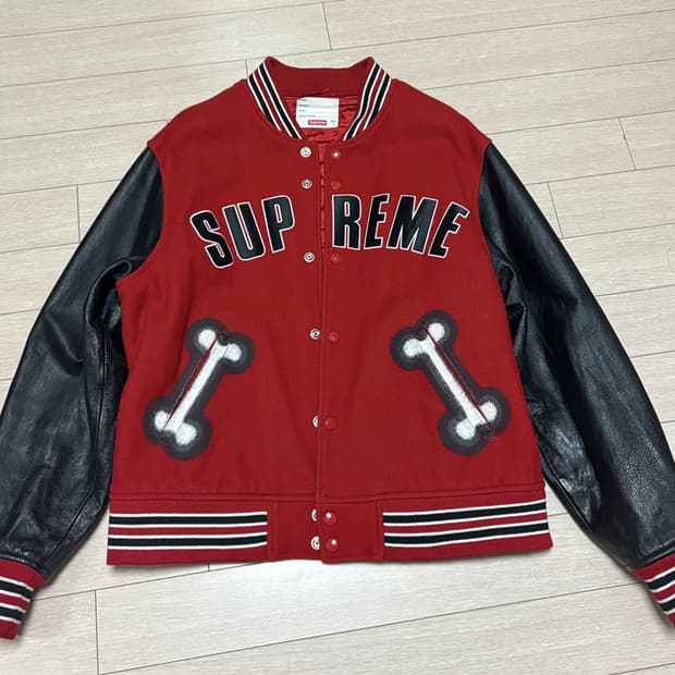 (L) 슈프림 치토 레드 바시티 자켓