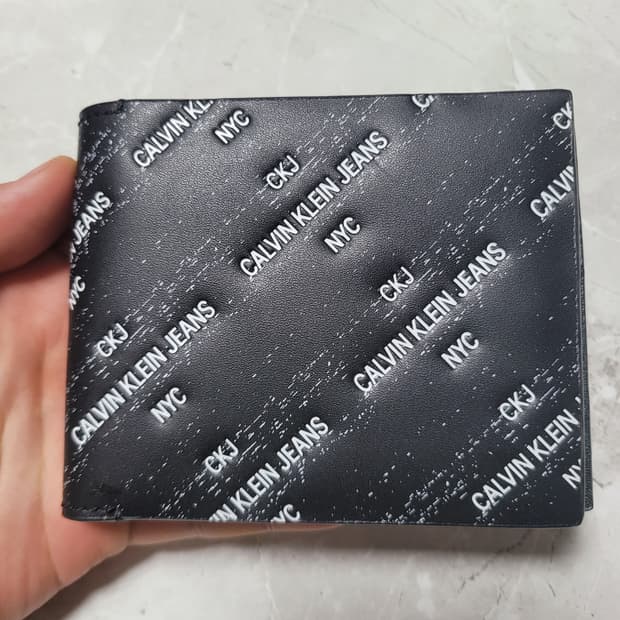 정품 캘빈클라인 진 블랙 반지갑 CKJ 로고