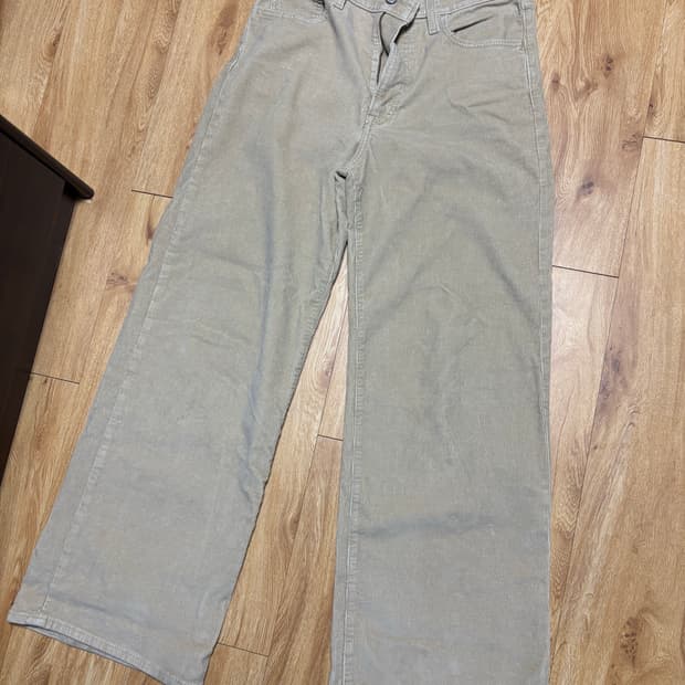 리바이스 립케이지 코듀로이 팬츠 팝니다