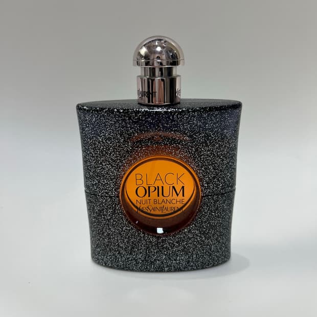 입생로랑 블랙 오피움 뉘블랑쉬