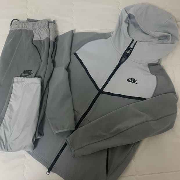 나이키 테크팩 셋업