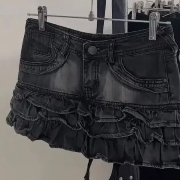 흑청 데님 프릴 스커트 가루 오네갸루