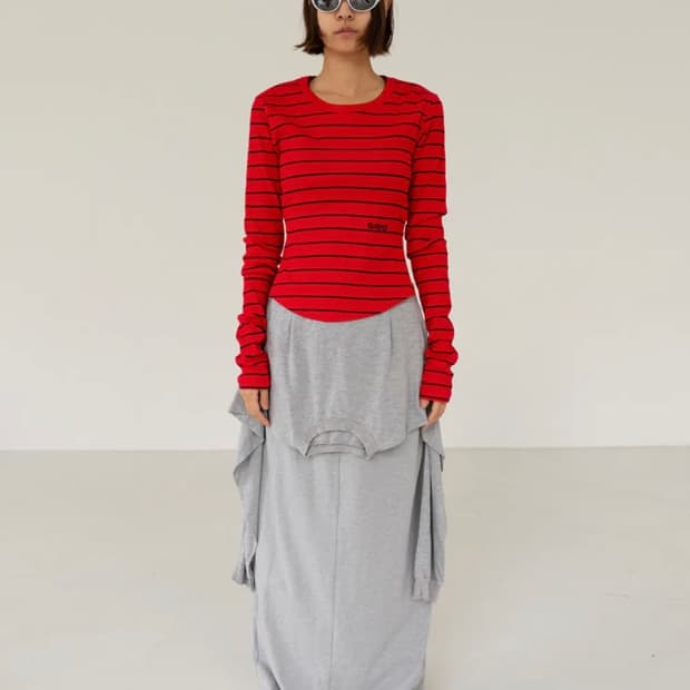 OPEN BACK STRIPE TOP RED