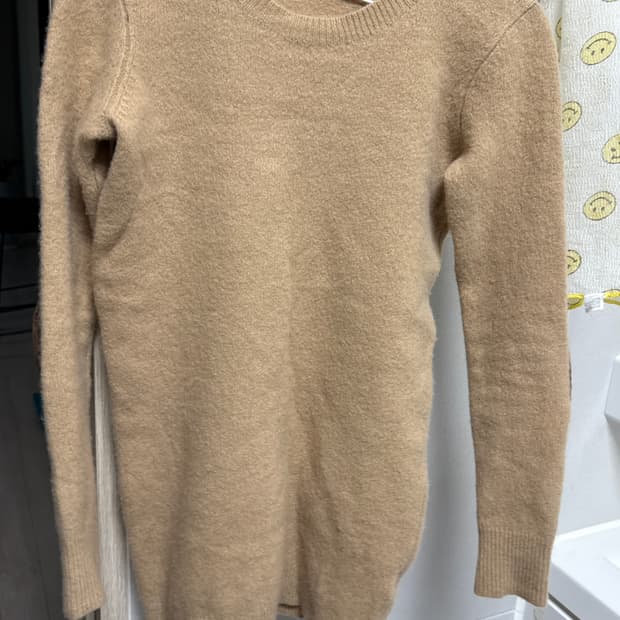 폴로 엘보우패치 크루넥니트