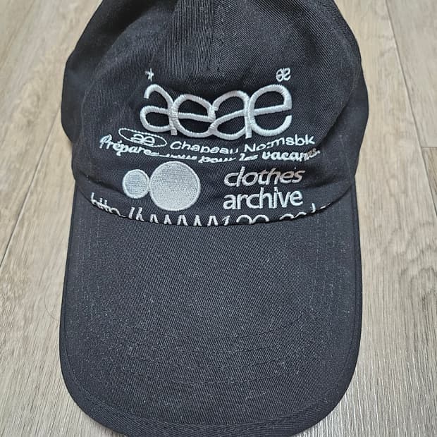 aeae WEB LOGO 5PANNEL CAP [BLACK]