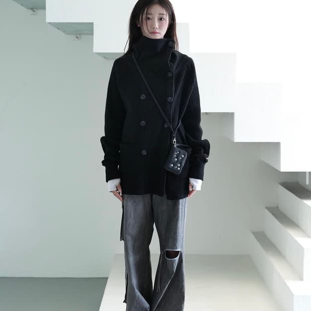 인앤양인하모니 더블버튼가디건