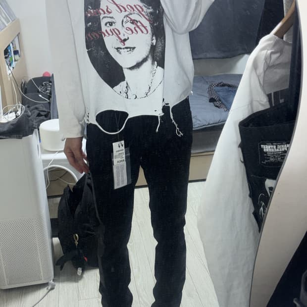 알렉산더맥퀸 레더 포인트 스키니진 46사이즈