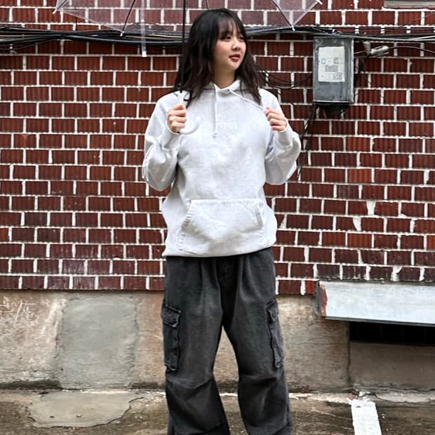 슈프림 후드티 흑청 카고 팬츠 코디세트