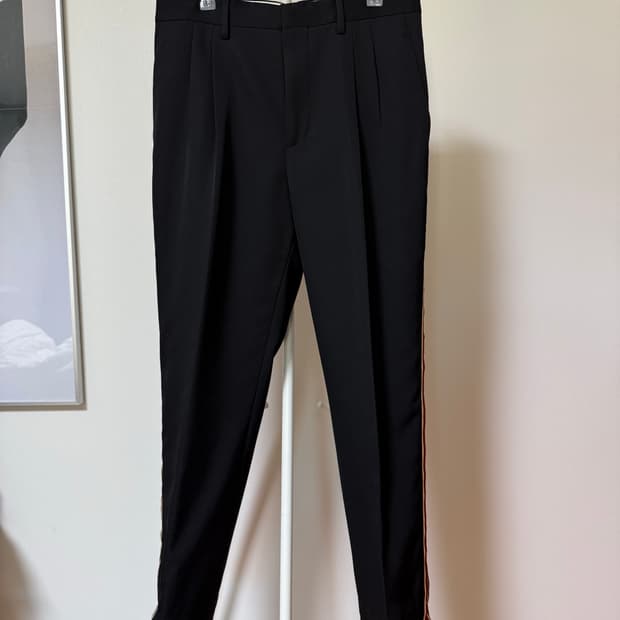 사이드 디테일 울 트라우저