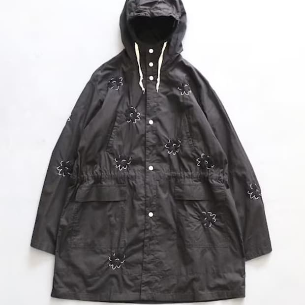 노마리듬텍스타일 플라워 후드 코트 블랙 4