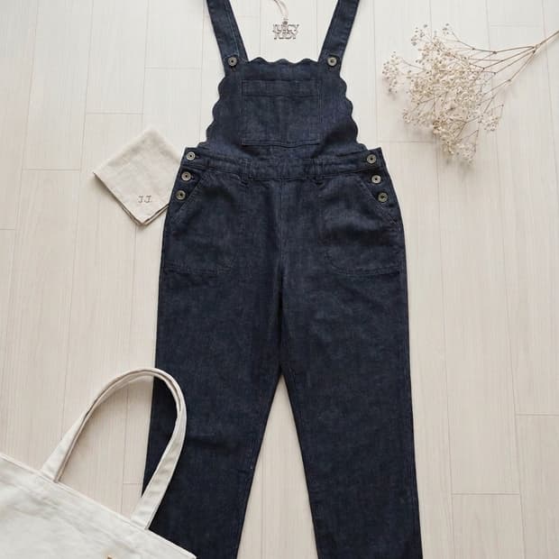[새상품] 쥬시쥬디 스칼랩 데님 오버롤 점프수트 (90사이즈)