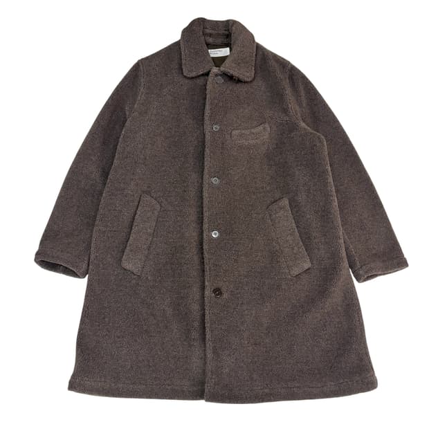 유니버셜웍스 5버튼 로켓 플리스 숏 오버코트