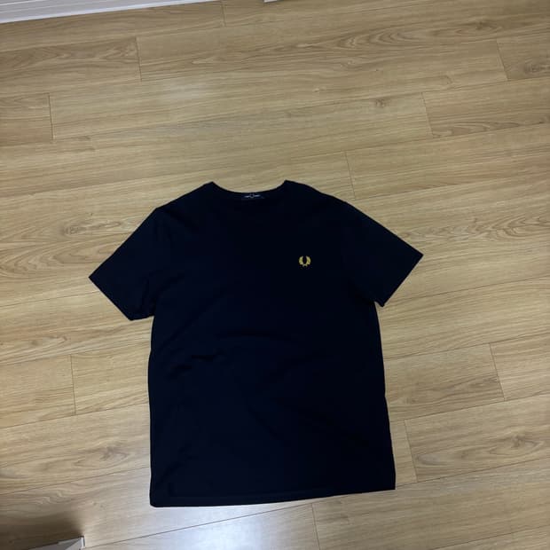 라프시몬스맛 프레드페리 네이비 반팔 L(시즌종료제품)