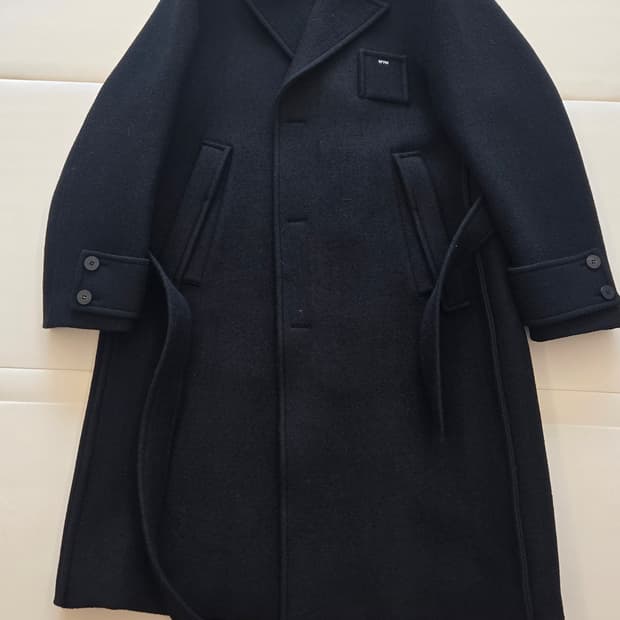 23FW 우영미 발마칸 싱글벨티드 블랙 코트