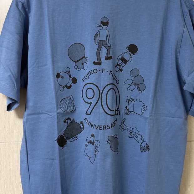 XL ) 유니클로 x 도라에몽 90주년 반팔 2종 일괄판매