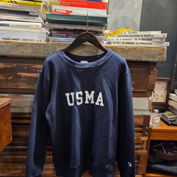 챔피온 리버스위브 스웻