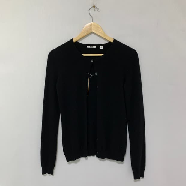 유니클로 블랙 가디건 S 여성 빈티지 캐시미어 100% 니트