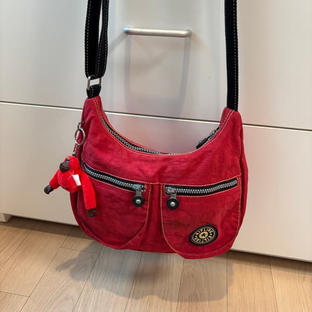 키플링 레드 숄더 크로스백