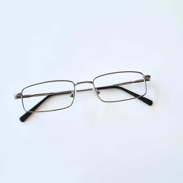 데드스탁 지적인 무드 슬림 스퀘어 메탈 안경 635