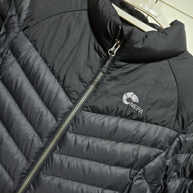 네파 여성 구스다운 경량 패딩