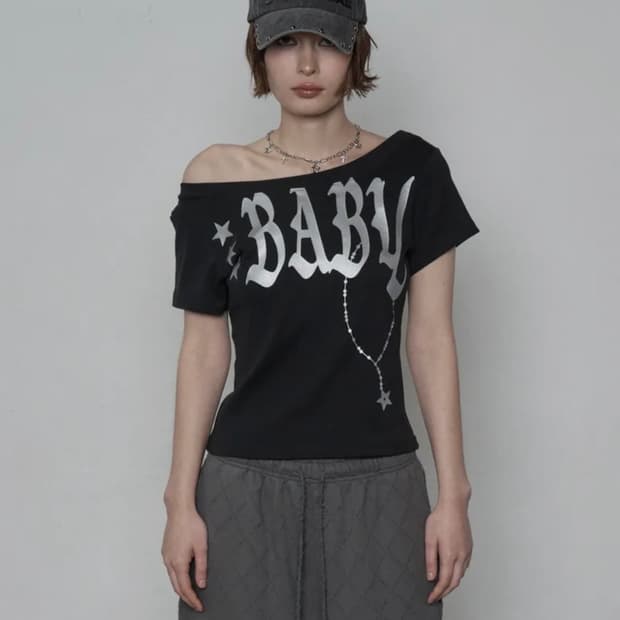 셋업이엑스이 BABY WIDE NECK TOP