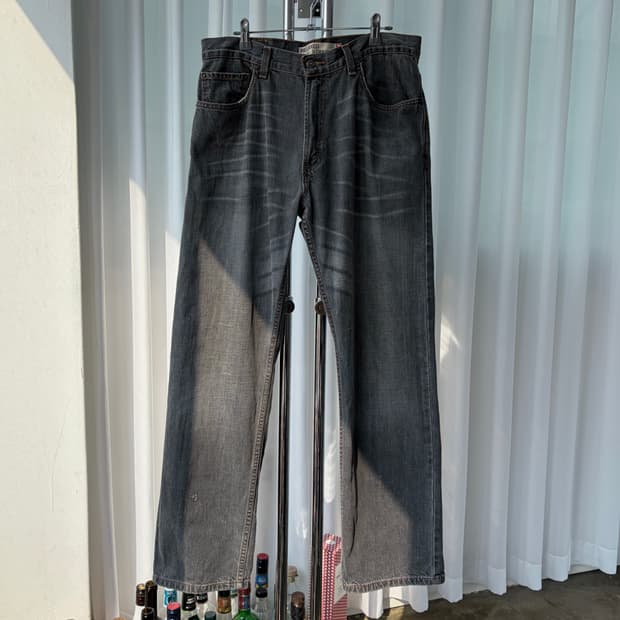 [33인치]리바이스 00s 559 릴렉스 스트레이트핏 데님 팬츠