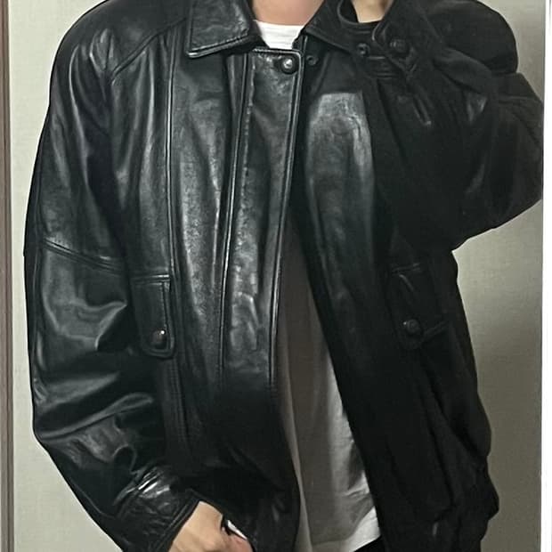 제노스 소가죽 봄버 자켓