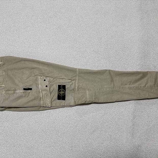 스톤 아일랜드 카고 바지 남성용 32인치