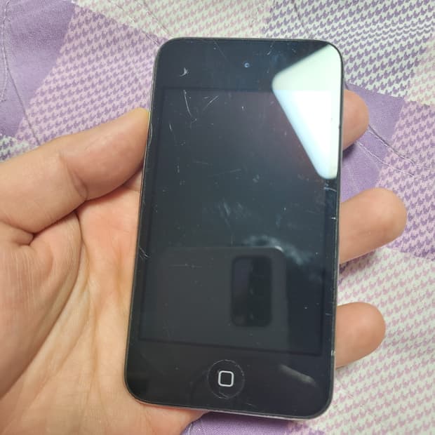 애플 아이팟터치 4세대 8기가 A1367