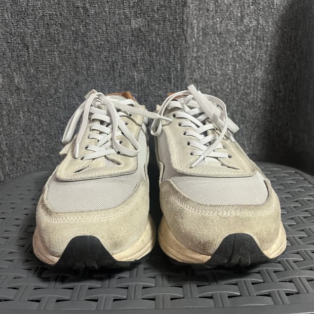 부테로 빈치 더티 오프화이트 260