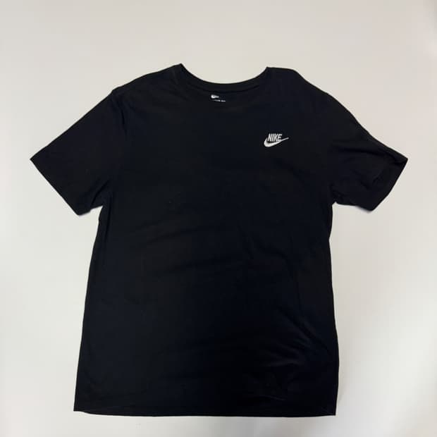 나이키 Nike 기본 스우시 반팔 티셔츠 L 블랙