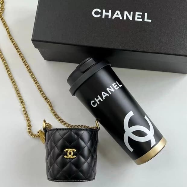 샤넬 텀블러 홀더 세트 블랙