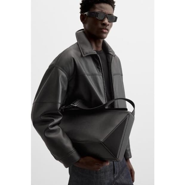 자라 L 사이즈 레더 크로스백 - LIMITED EDITION